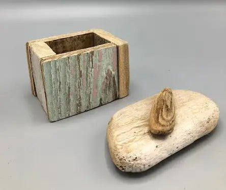 Helga Mogensen // Scatole di legni