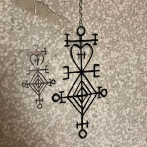 Islensk // ornement et porte-bonheur // Ástarstafur (symbole de l'amour)